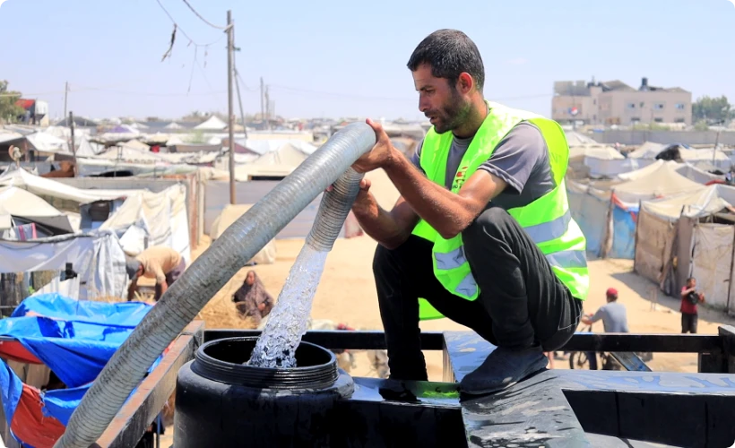 إمداد مياه لمجتمع