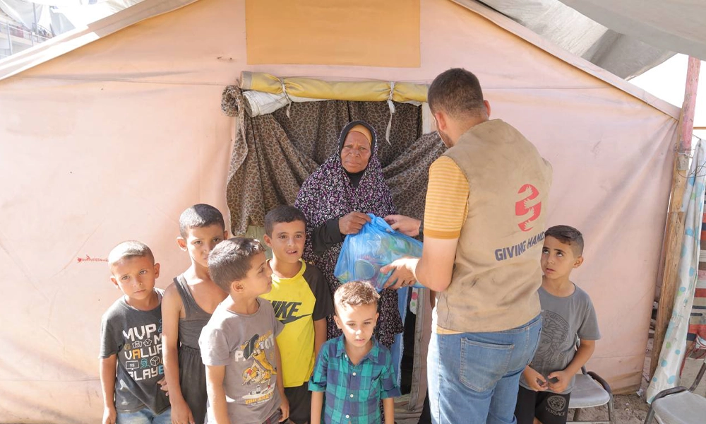 ادفع زكاتك لفلسطين: دليل للعطاء ذي الأثر 2 The Spiritual Rewards of Helping Palestine